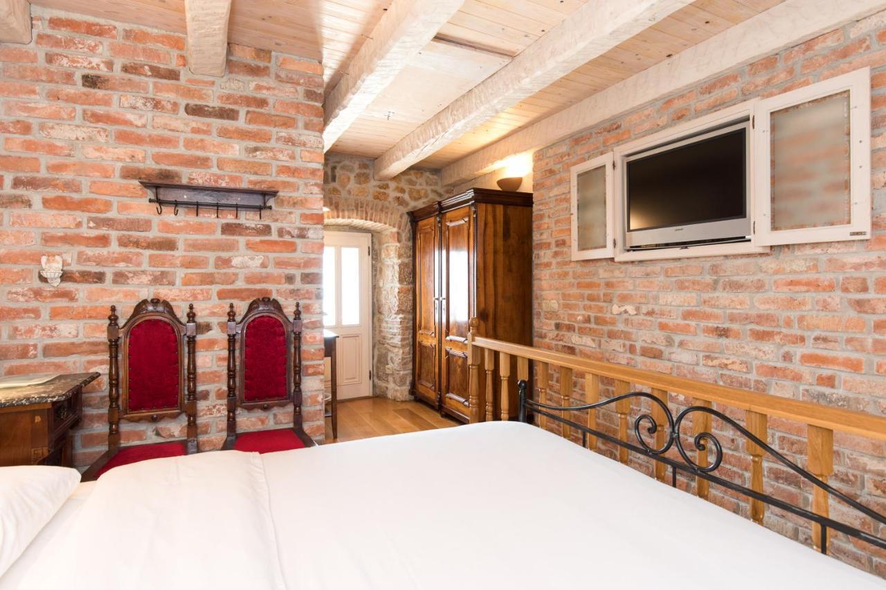 Holiday Home Bozanic Vrbnik Exterior foto
